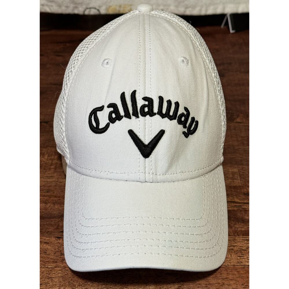 Callaway Golf Hat Cap Adult One Size Adjustable Mesh Back White Embroidered